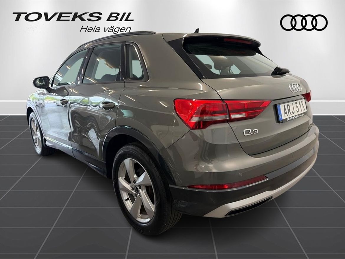 Audi Audi Q3 35 TFSI — bild 2