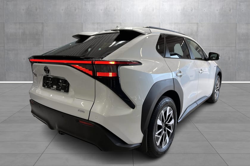 Bilde 5 av Toyota bZ4X 218hk Active Tech AWD, Rentekamp. 6.25% med 35%EK