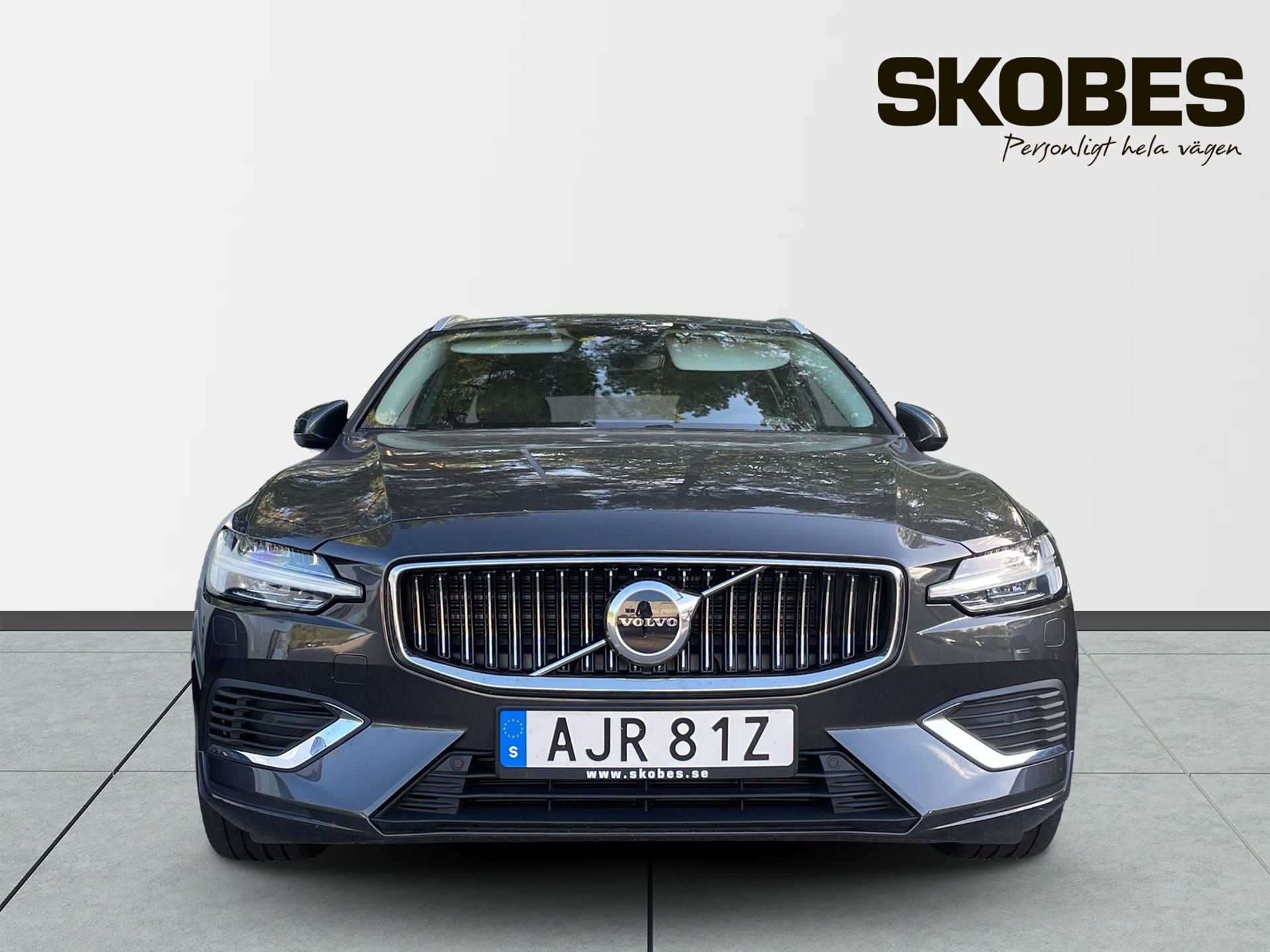 Volvo V60 T6 Plus Bright Edition 2025, bild 2/3