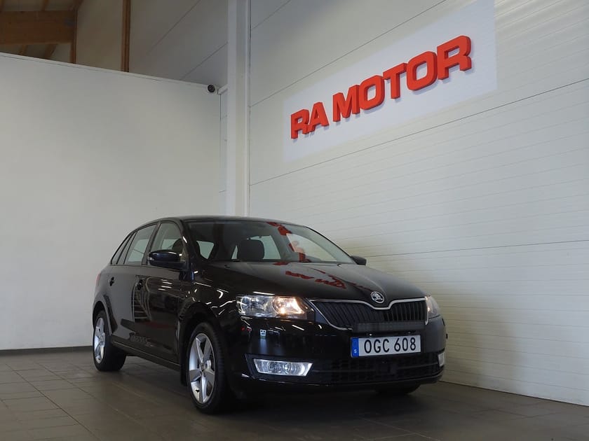 Bild 2 av Škoda Rapid Spaceback Skoda 1.2 TSI 110hk Style Motorvärmare P-Sensorer