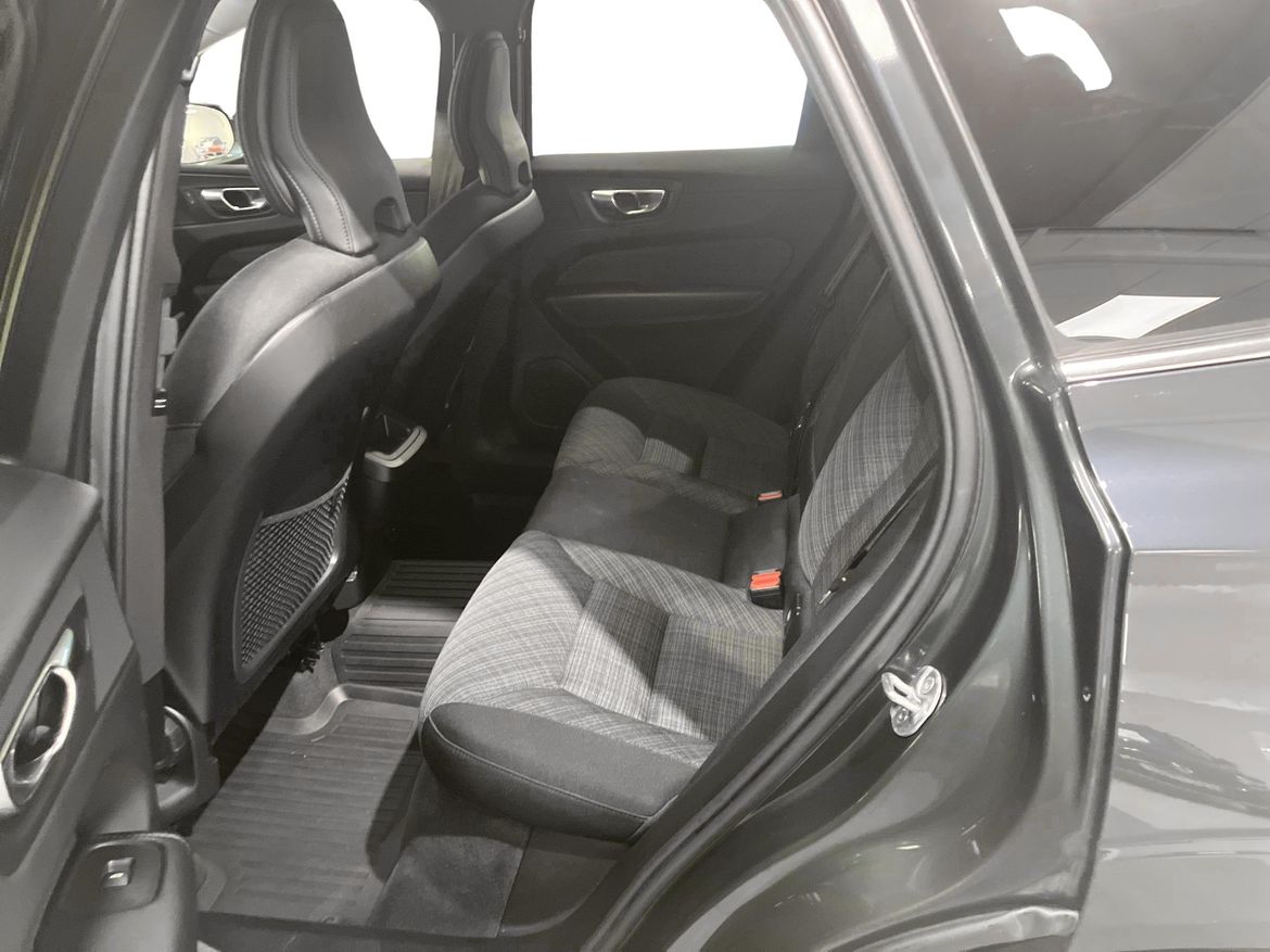 Volvo XC60 2023 - miniatyr 7