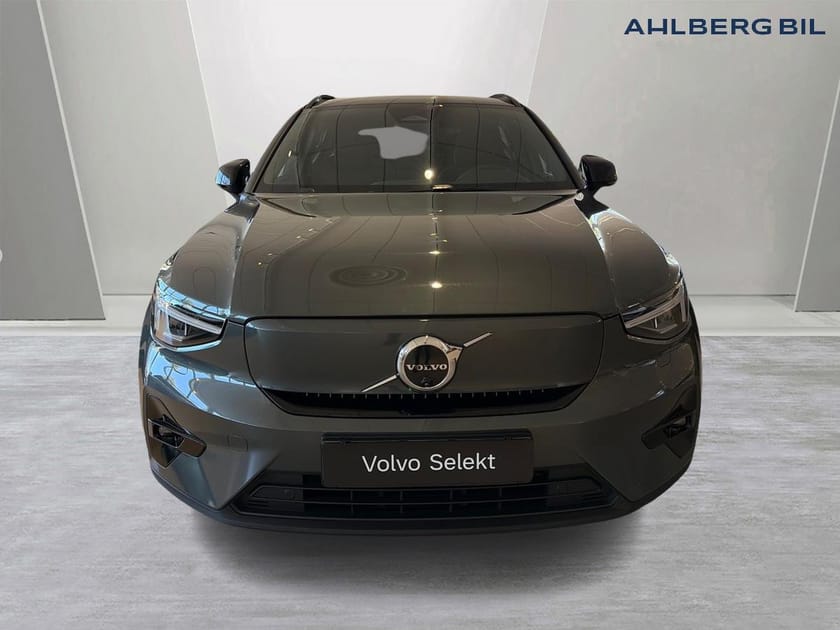 Bild 4 av Volvo EX40 Single Motor Extended Range ⚪ ExtendedRange Plus SE, Teknikpaket, Dragkrok Halvautomatisk, Parkeringskamera 360, HarmanKardon PremiumSound, Google Maps