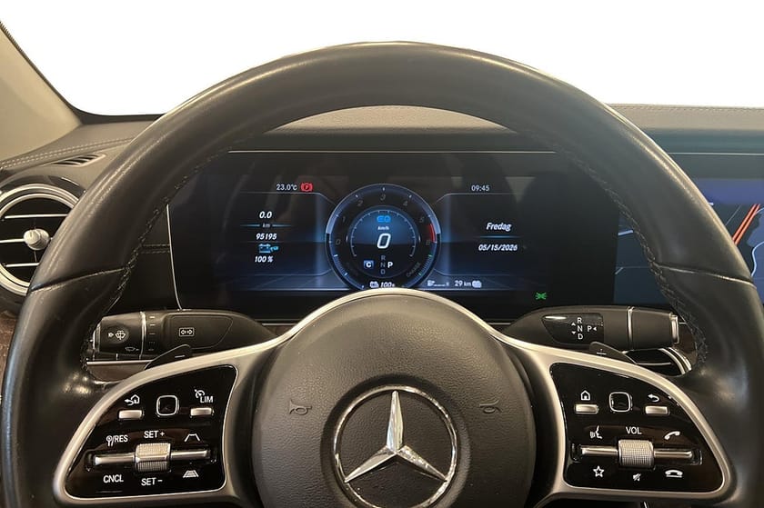 Bild 5 av Mercedes-Benz E 300 de PLUG-IN Exclusive Distronic Drag Carplay Multibeam
