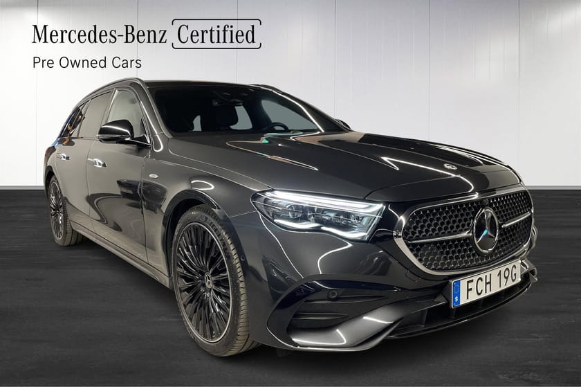 Bild 3 av Mercedes-Benz E 300 de 4MATIC T AMG Line/Superscreen/Dragkrok/V-Hjul/HuD/Moms