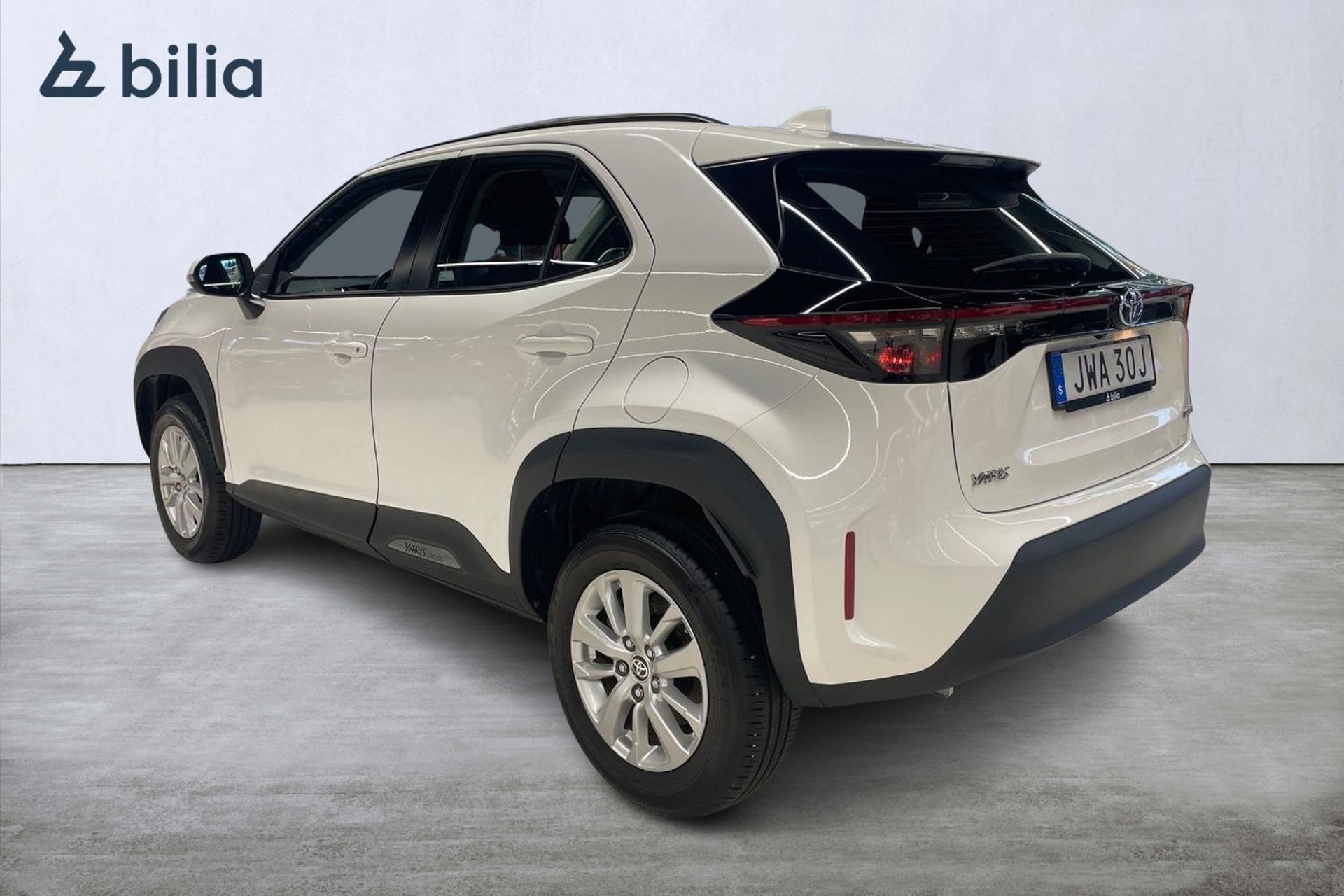 Toyota Yaris Cross 1.5 Hybrid 116 Active 2023, kuva 2/10