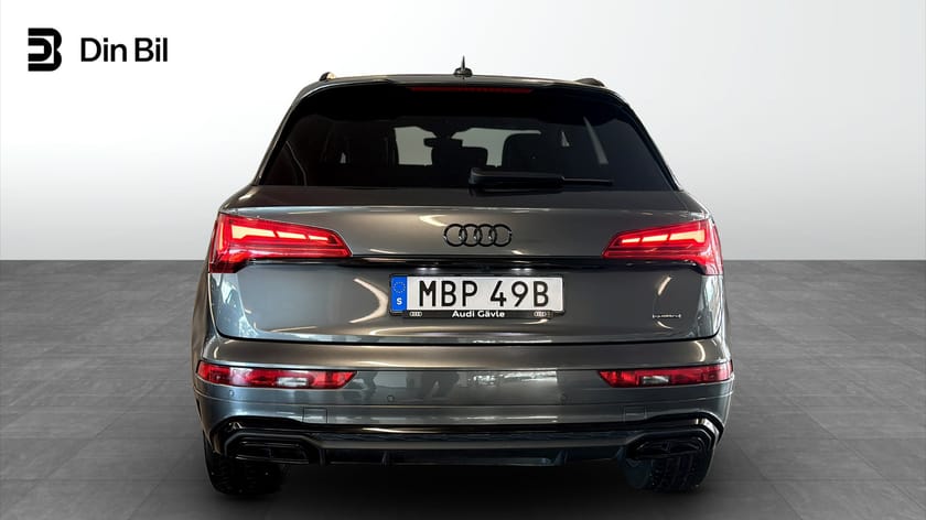 Bild 5 av Audi Q5 55 TFSI e quattro S-line,  luftfjädring, bang, drag, 367 H