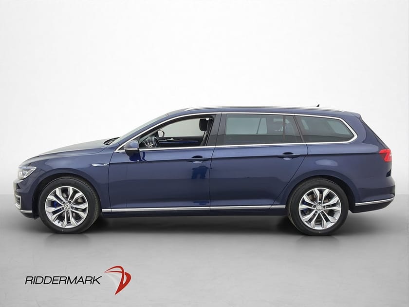 Bild 4 av Volkswagen Passat Variant GTE 1.4 TSI 218hk Värmare Adaptiv-f Drag