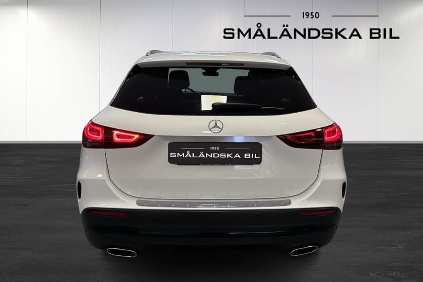 Bild 5 av Mercedes-Benz GLA 200 d AMG Line Panorama Drag  150hk