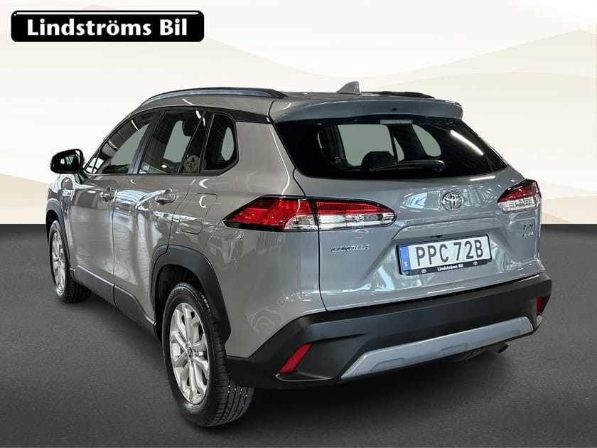 Bild 4 av Toyota Corolla Cross Hybrid AWD-i 2.0 Active Plus Sommar/Vinterhjul