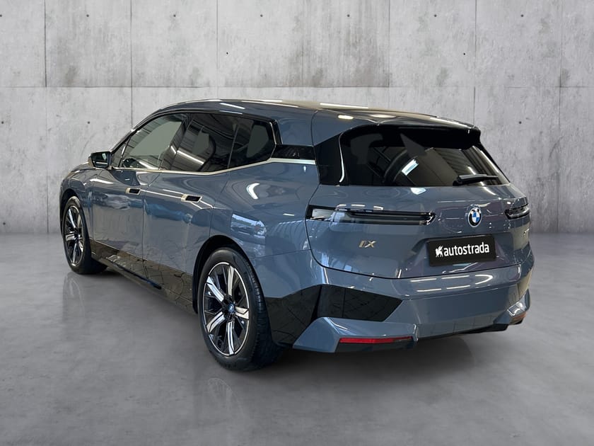 Bilde 3 av BMW iX xDrive50