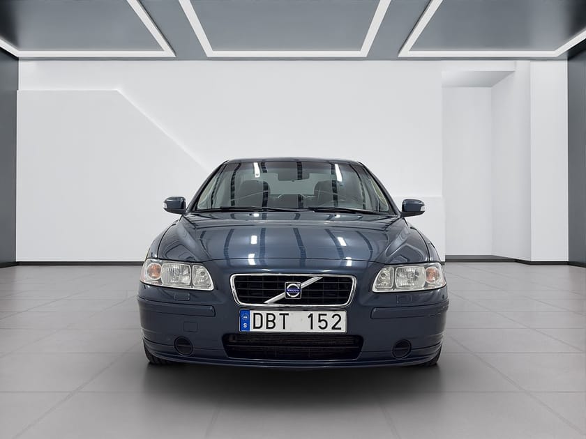 Bild 3 av Volvo S60 2.4/Ny servad/Skinn/Kamrem bytt