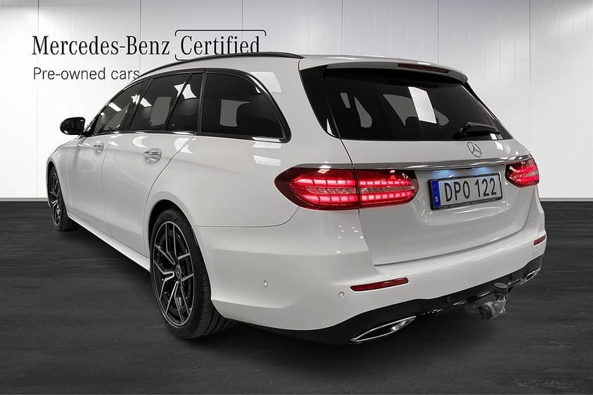 Bild 4 av Mercedes-Benz E 220 T d AMG Nightpack Värmare Drag 360 Kamera