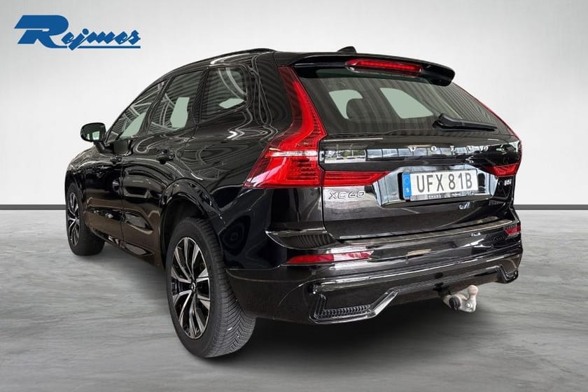 Bild 2 av Volvo XC60 B5 AWD Bensin Plus Dark
