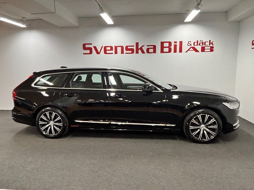 Bild 5 av Volvo V90 Recharge T6 AWD Geartronic Momentum 2,99% ränta