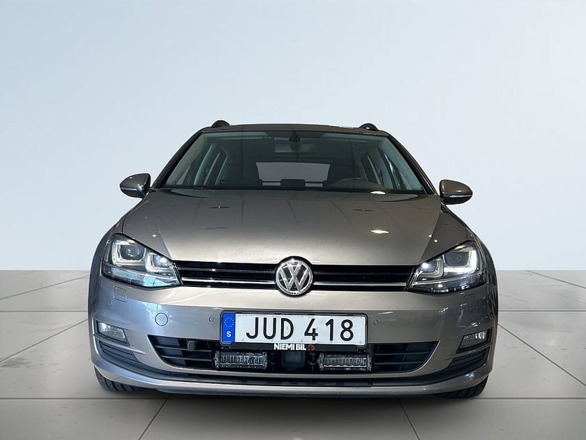Bild 2 av Volkswagen Golf Sportscombi 1.6 TDI BMT 4Motion Base Mvärme Drag S&V