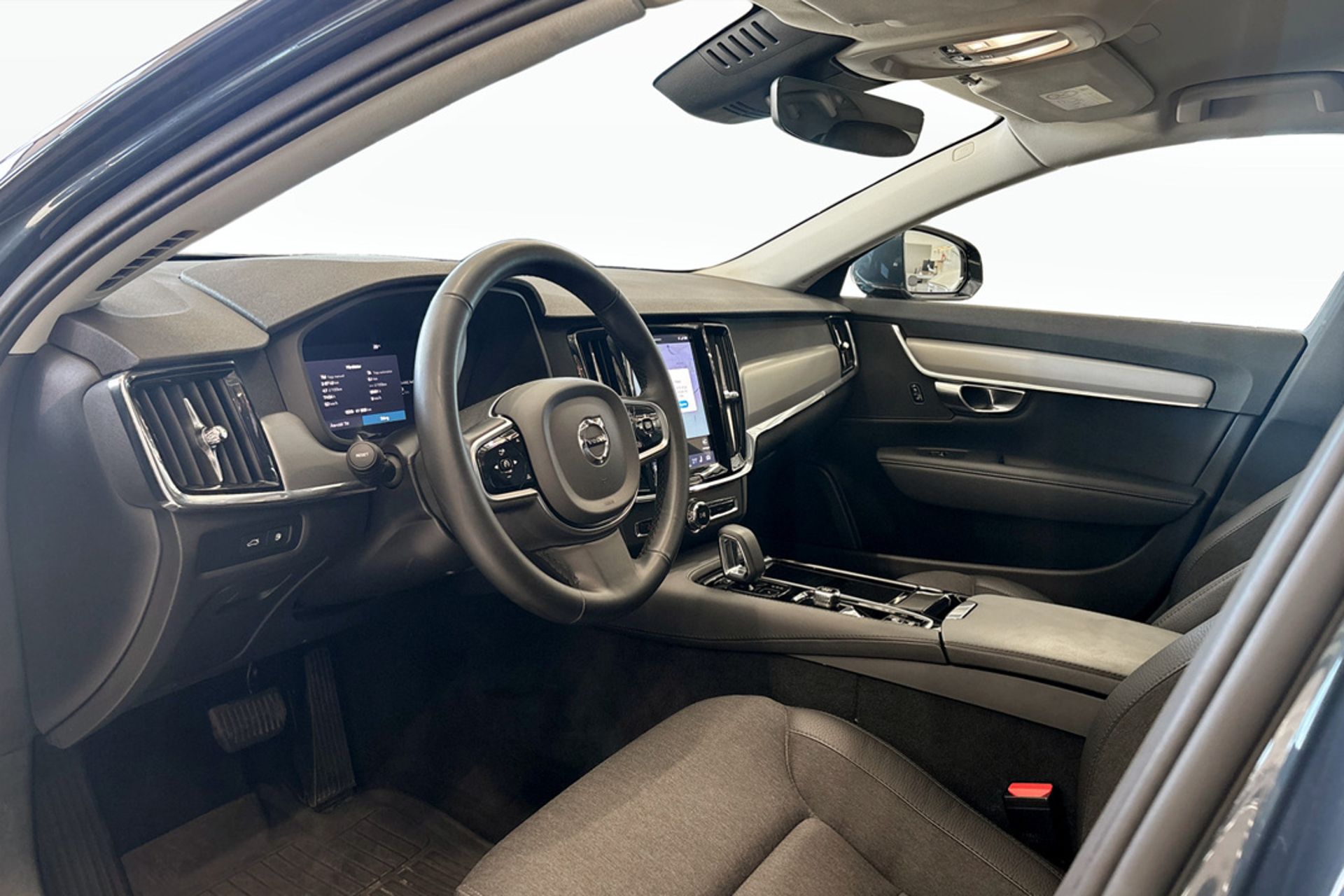 Volvo V90 T6 Plug-In Hybrid AWD 2025, bild 5/10