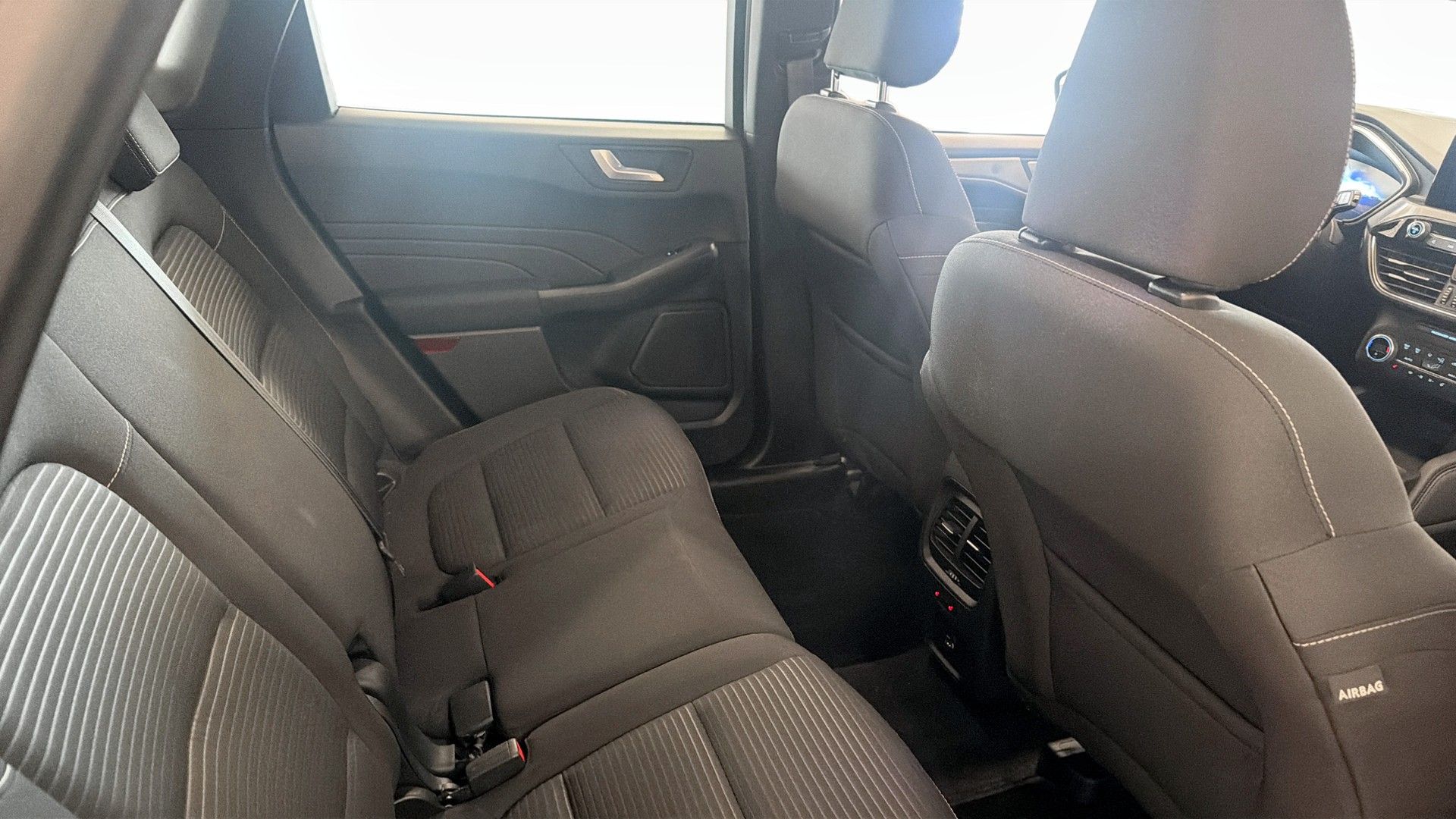 Ford Kuga Hybrid AWD 2022, bild 5/10