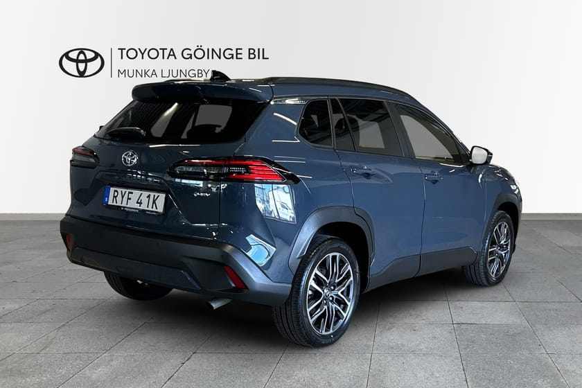Bild 3 av Toyota Corolla Cross Hybrid AWD-i Executive Läder JBL Panorama