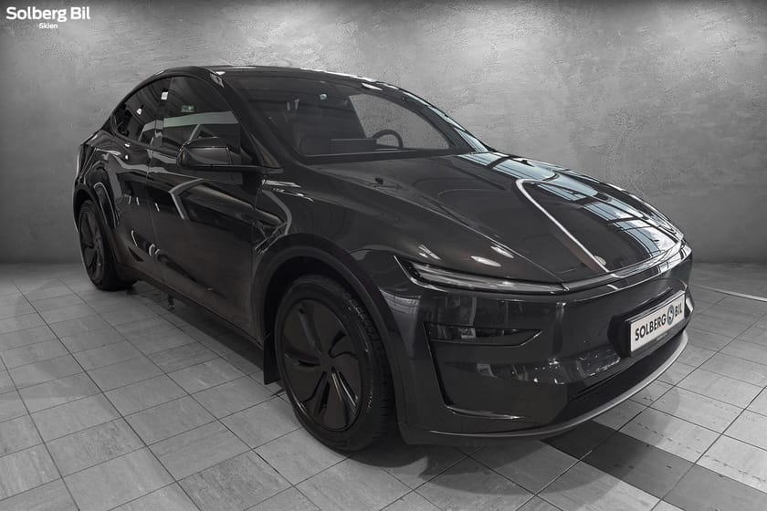 Bilde 3 av Tesla Model Y Long Range AWD LR Premium/ 600 km/ H.feste/ Panorama/ 360