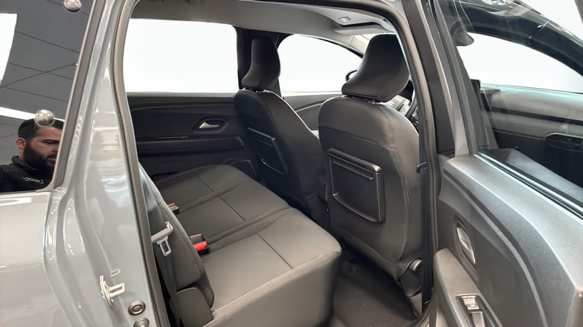 Bild 5 av Dacia Jogger 7-sätes EXTREME TCE 110 7-SITS Privatleasing 2790kr/mån
