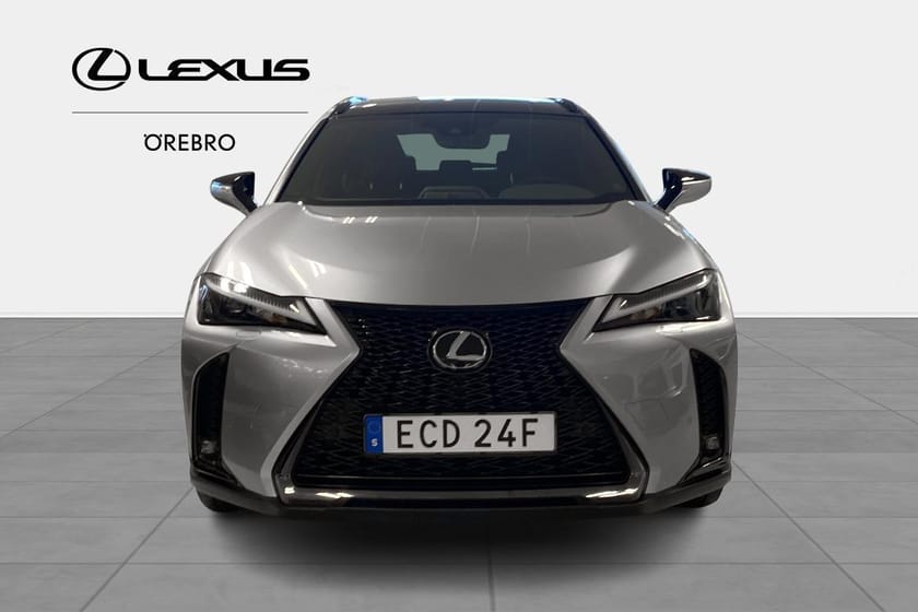 Bild 2 av Lexus UX 250h F Sport Design Vinterhjul