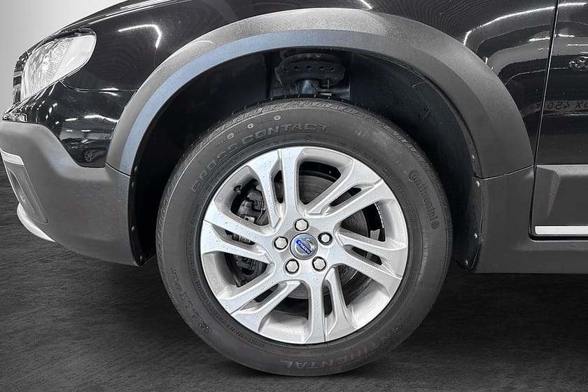 Bild 2 av Volvo XC70 D4 AWD Geartronic Momentum (181hk) Drag Navi D-Värm VoC