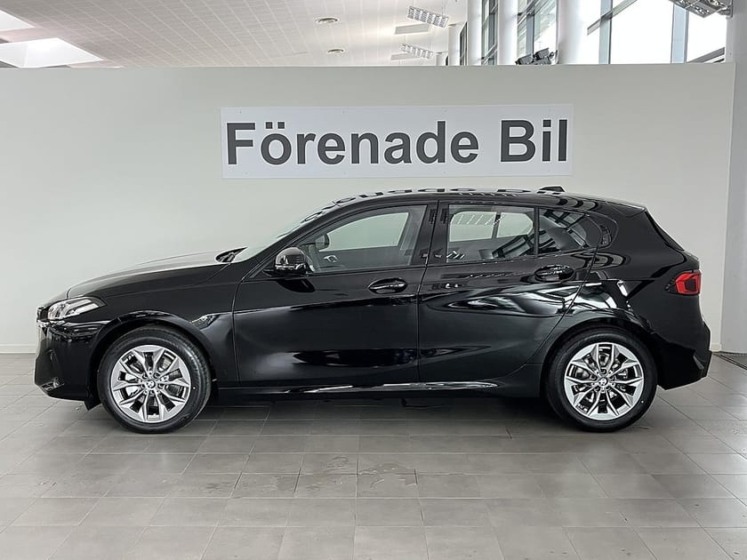Bild 3 av BMW 120 Automat Backkamera 17" Driving Assist