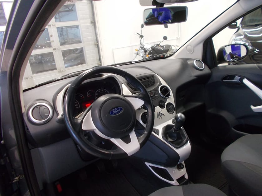 Bild 5 av Ford Ka Titanium 1.2 69hk Kamrem bytt Låg skatt 448kr