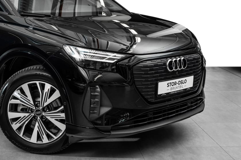 Bilde 2 av Audi Q4 55 e-tron quattro Quattro/ACC/360/Sonos/Krok/Navi/Keyless/SortOptic