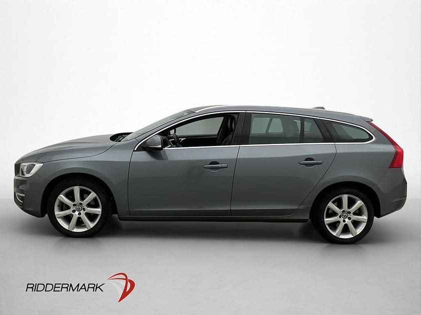 Bild 5 av Volvo V60 T4 Summum Värmare Skinn Elstol Dragkrok