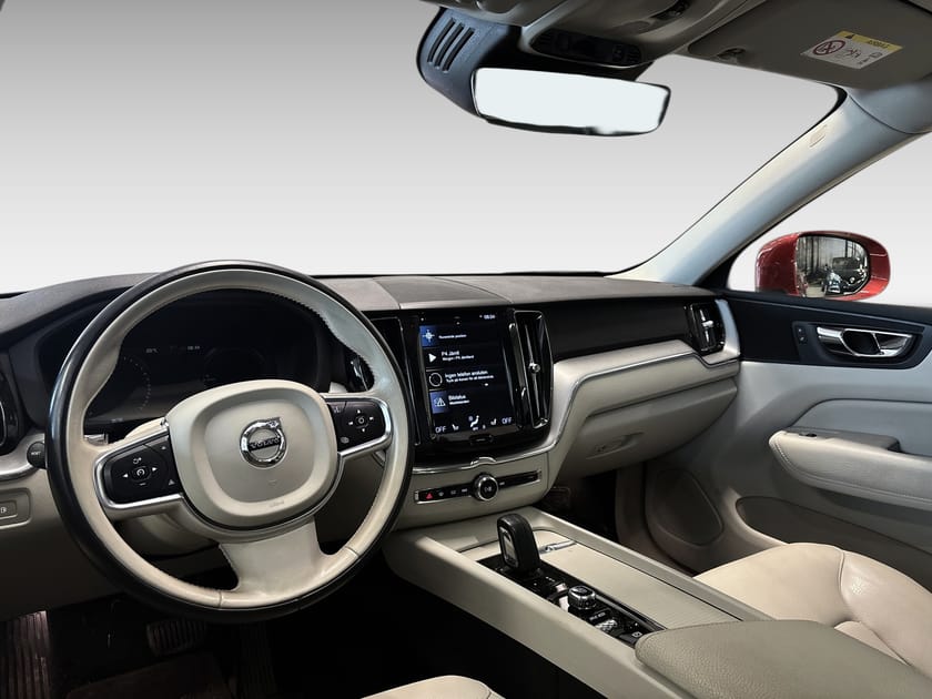 Bild 3 av Volvo XC60 T8 TE Momentum Advanced Edition