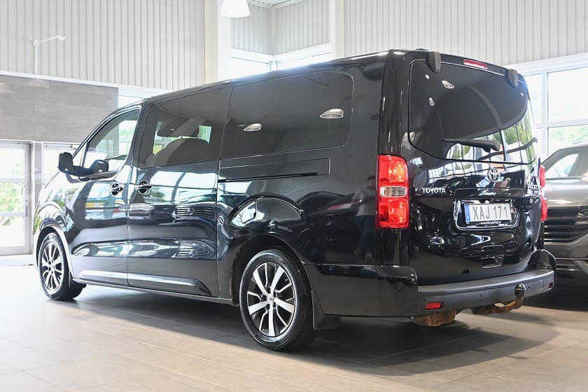 Bild 3 av Toyota Proace Verso 2.0 D Premium 8-sits El-dörrar HUD