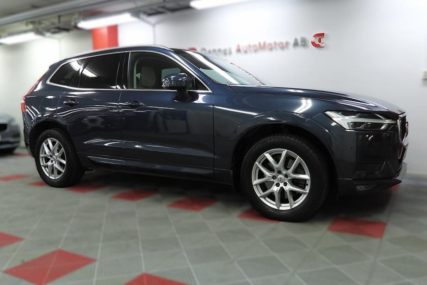 Bild 3 av Volvo XC60 D4 AWD Momentum SE SoV Hjul Drag Adaptiv farthållare
