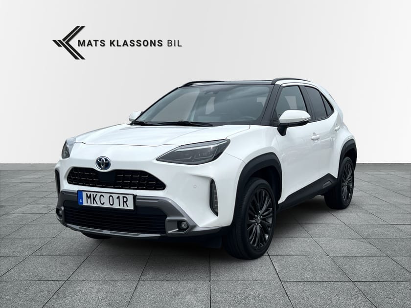 Bild 1 av Toyota Yaris Cross Hybrid AWD-i Adventure Plus, Glastak, JBL