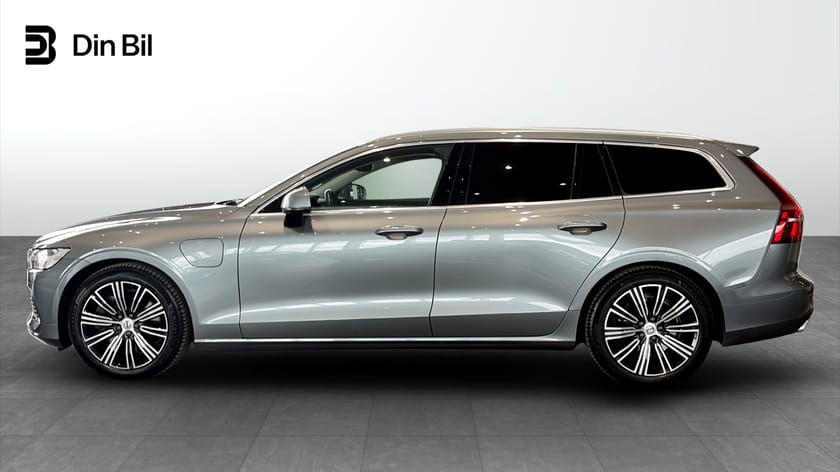 Bild 2 av Volvo V60 Recharge T6 AWD Inscription / Rattvärme / Backkame