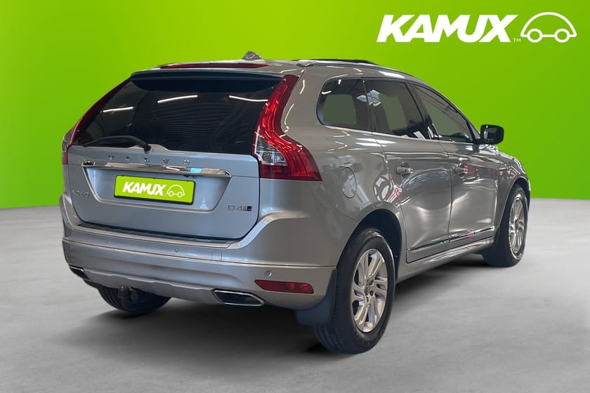 Bild 4 av Volvo XC60 D4 AWD Classic Summum  Pano Kamera Drag Värm