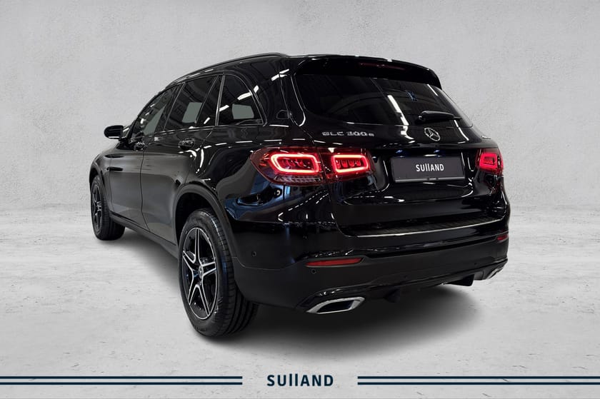 Bilde 3 av Mercedes-Benz GLC 300 e 4MATIC | AMG | ACC | Kamera | Krok | Adaptiv LED