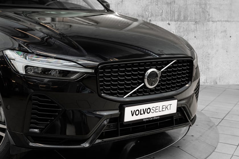 Bilde 3 av Volvo XC60 T6 AWD Plug In Hybrid Ultra Dark 350Hk. Topputstyrt!