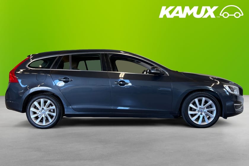 Bild 2 av Volvo V60 D2 Momentum 115hk Värmare PDC