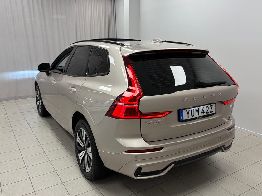 Bild 3 av Volvo XC60 Recharge T6 II Plus Dark Edition.