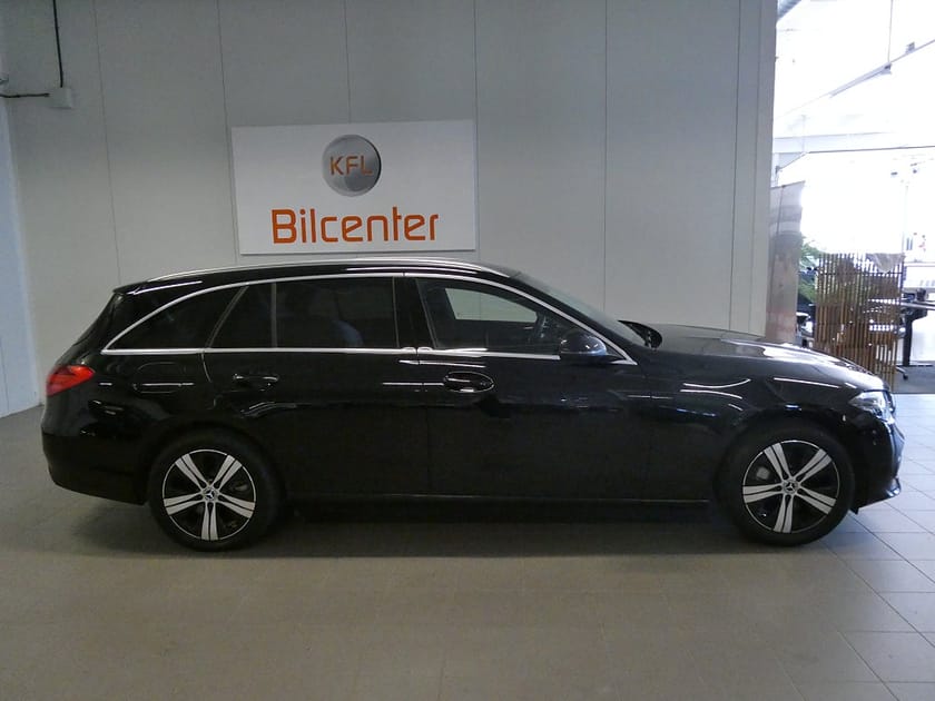 Bild 3 av Mercedes-Benz C 300 T e Avantgarde Drag-Värmare-Kamera-Navi-SoV