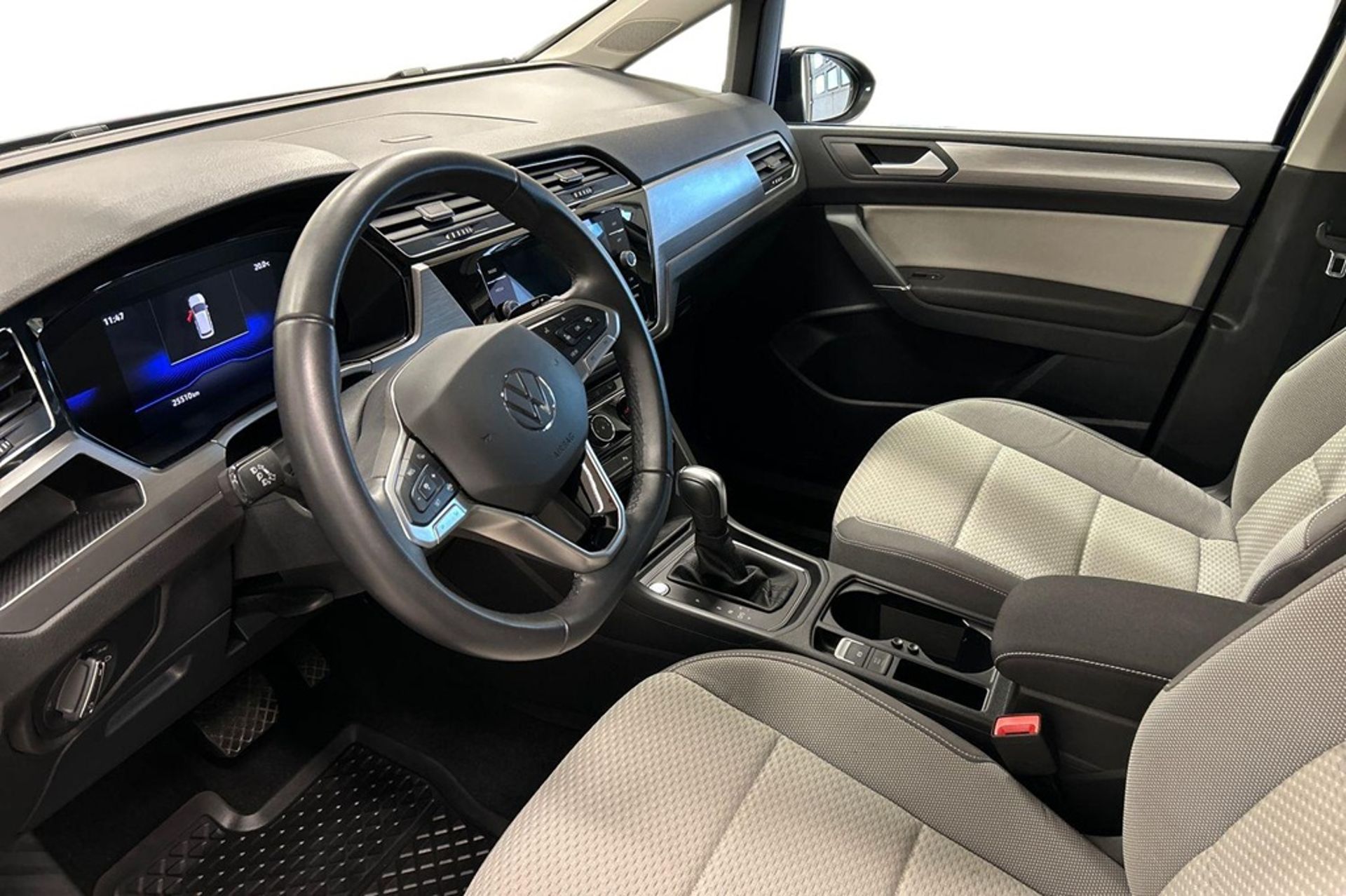 Volkswagen Touran 2025, bild 5/10