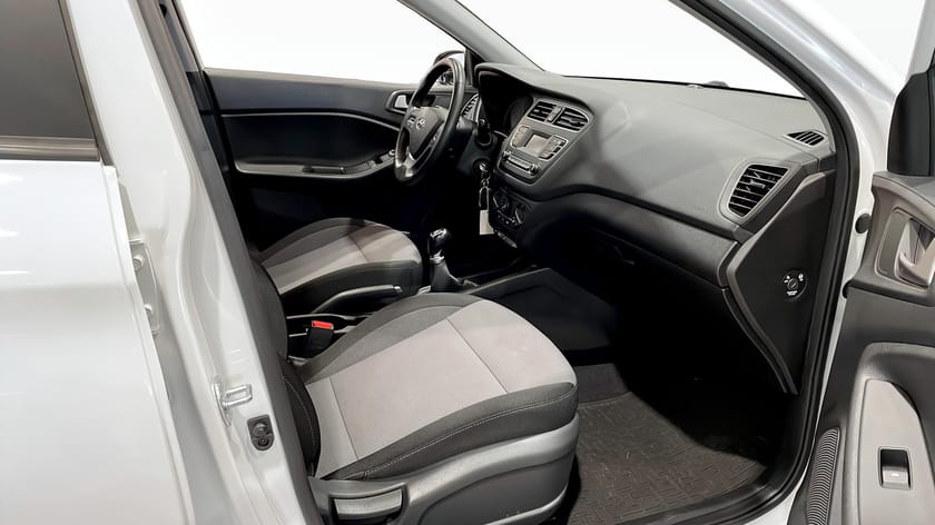 Bild 3 av Hyundai i20 1.2 Manuell 84hk | Ny servad |
