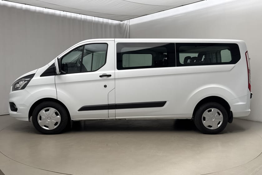 Bild 2 av Ford Transit Custom 320 Kombi (130hk) 9-sits