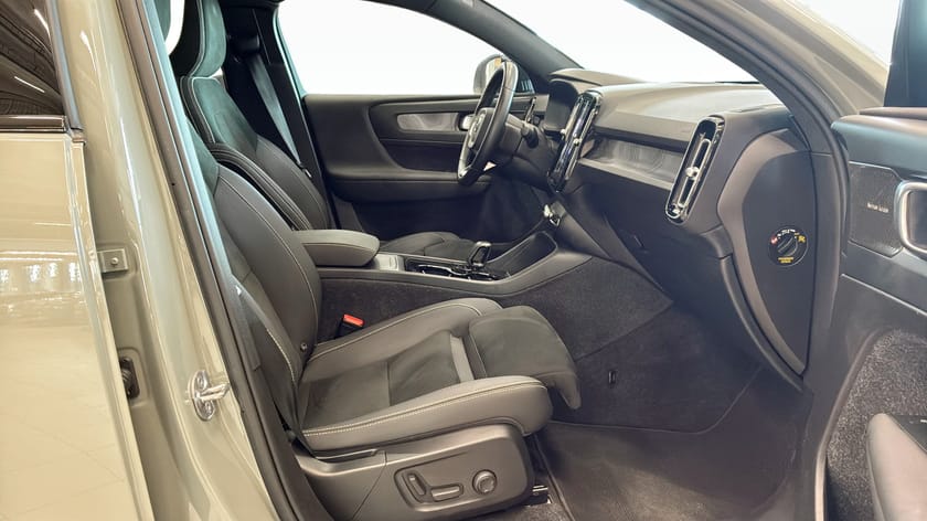 Bild 3 av Volvo C40 Recharge Twin
