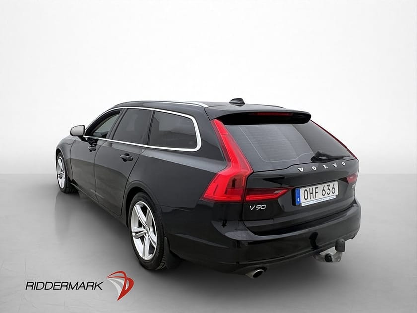 Bild 5 av Volvo V90 D5 235hk AWD Momentum Drag VOC BLIS Kamera Navi