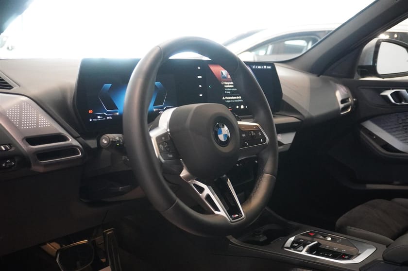 Bild 2 av BMW 120 M-Sport Navigation Automat Rattvärme