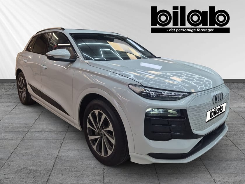 Bild 2 av Audi Q6 e-tron quattro SUV  285,00 KW
