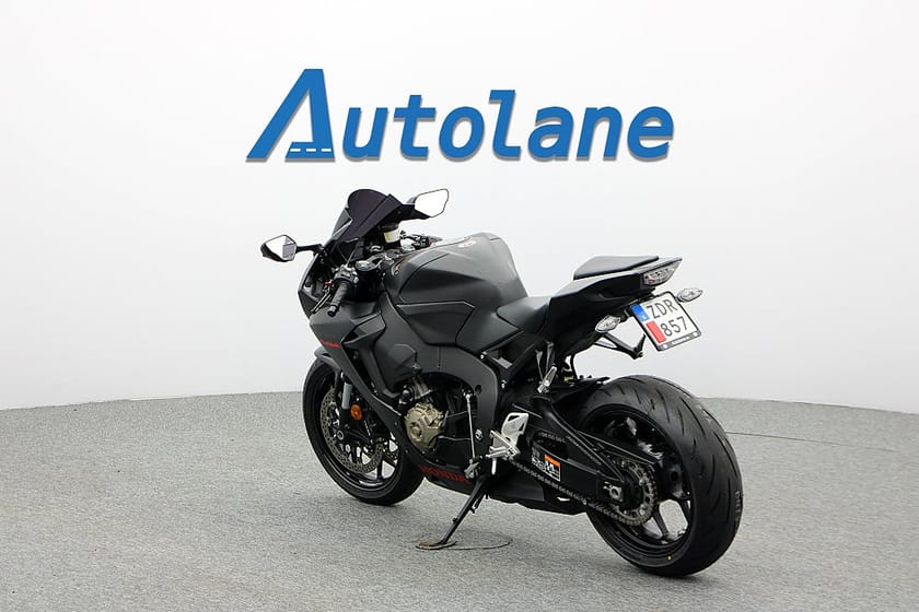 Bild 3 av Honda Powersports CBR1000RR CBR1000RR* Scorpion Ljuddämpare, Nytt bakdäck