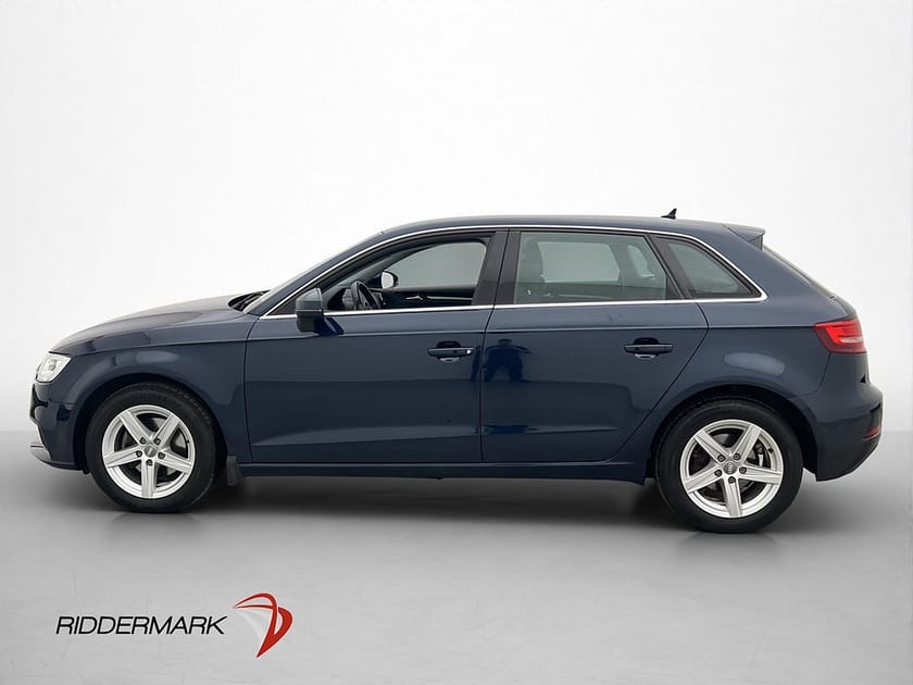Bild 4 av Audi A3 Sportback 35 TFSI Proline Sensorer Adaptiv-F CarPlay
